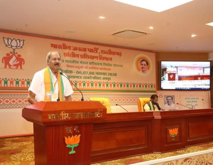 brijmohan-said-in-worker-training-bjp-is-a-party-working-on-ideology